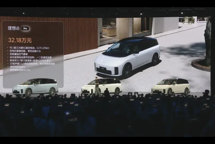 Tit-for-tat battle flares between China’s NIO and Li Auto over three-row SUVs